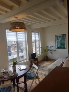 Appartement LE PETIT MATELOT 2eme étage 55 Rue Haute 14600 Honfleur Normandie