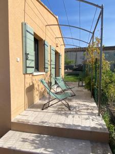 Le petit Mazet du Domaine avec sa piscine