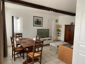 Appartement Le petit minotier 2ème étage 36 Rue Rouget de lIsle 95770 Saint-Clair-sur-Epte Île-de-France