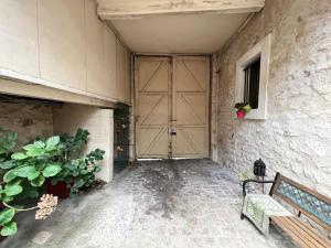 Appartement Le petit nid à 2 MIN gare / centre Meulan 8 Rue de Beauvais 78250 Meulan-en-Yvelines Île-de-France