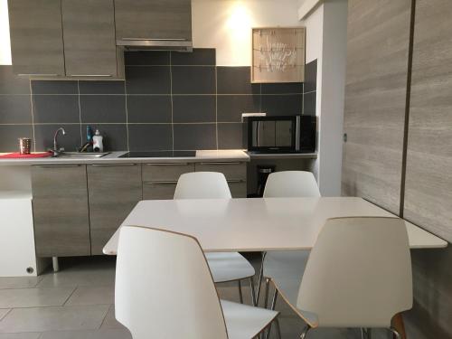 Appartement Le petit nid 7 Rue Cavaillon 83330 Le Beausset Provence-Alpes-Côte d\'Azur