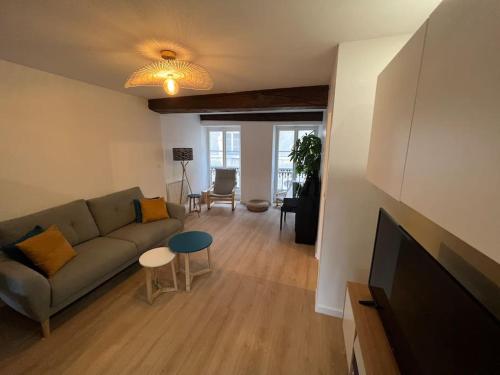 Le Petit Potet : 100 m², 6 Prs, 3 Ch, Centre histo