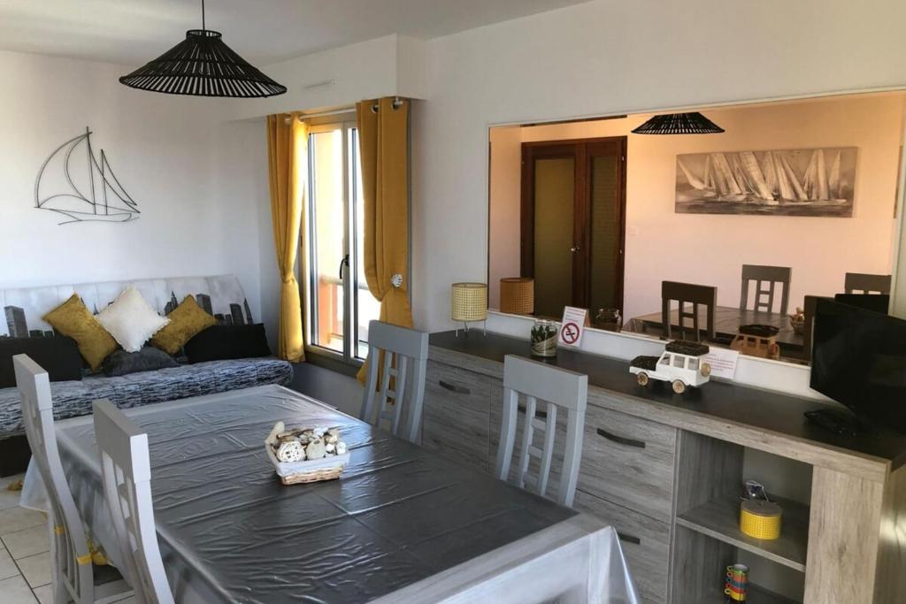 Le Petit Sablais 34 rue Trudaine, 85100 Les Sables dʼOlonne