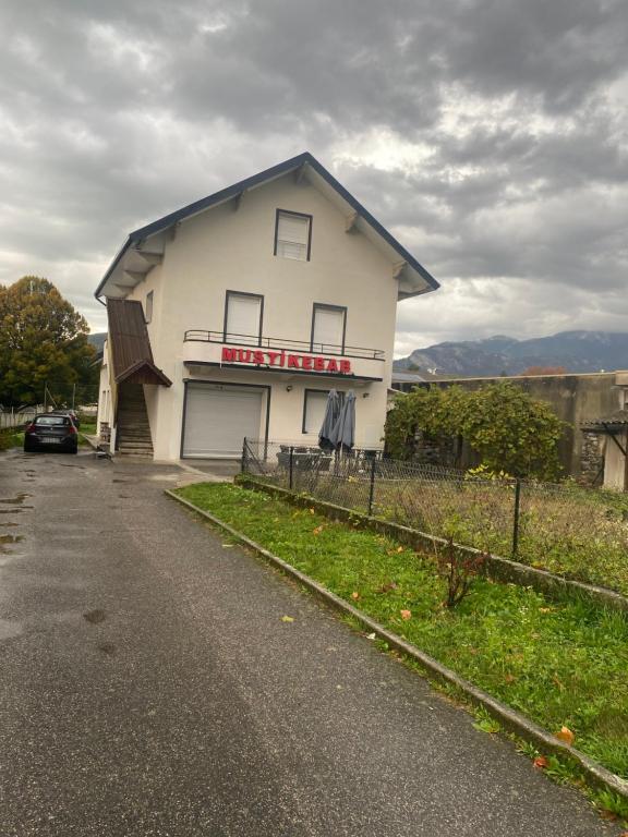 Le Peyrot*** cœur de ville 55m² avec patio 12000 Rodez