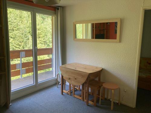 Appartement Le Pleynet, 2 pièces, 6 personnes - FR-1-557A-49 La Ferrière france