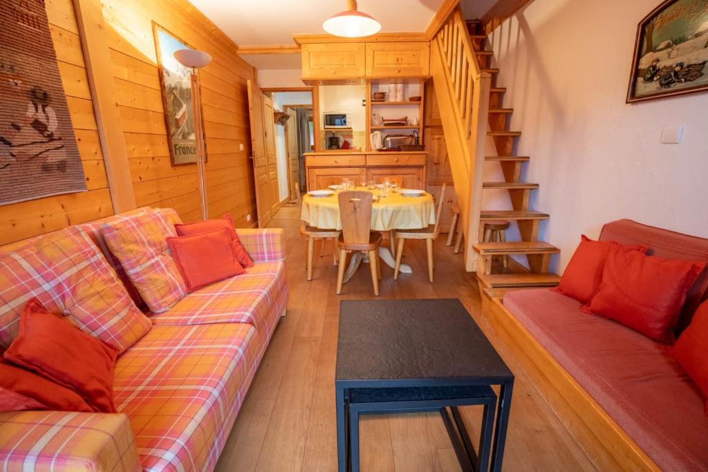 Le Pompidou T2 pour 2 à 4 pers avec parking privé & balcon Place Ney 49100 Angers