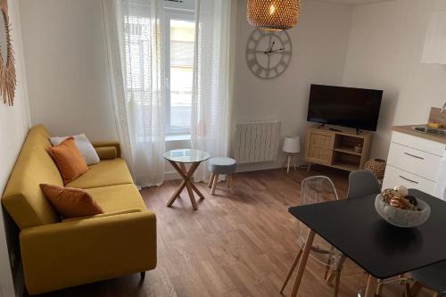 LE POULORIO LOFT  Studio  RDC  ByLocly