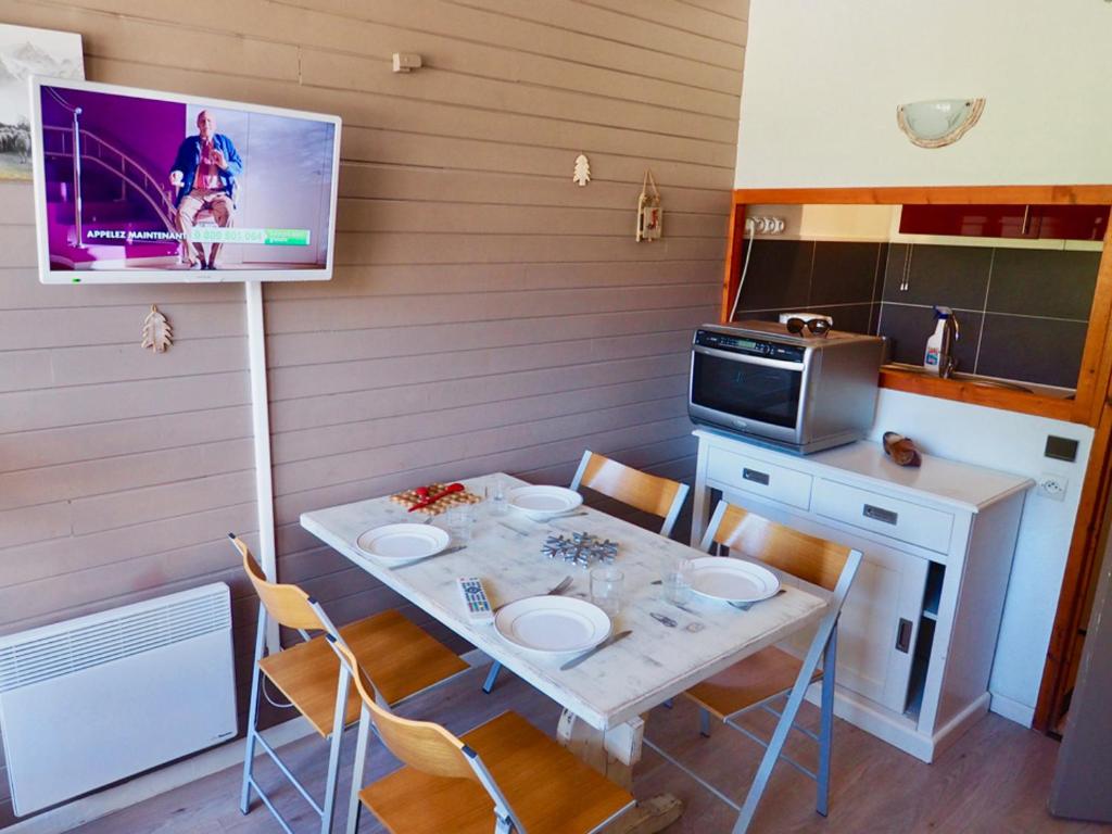 Le Pouzenc - Studio mezzanine - POU409 05200 Le Mélézet