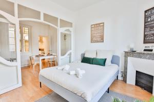 LE PRIEURE # Hyper-Centre # Patio
