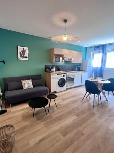 Appartement LE QUAI 1 - Spacieux Studio NEUF CALME - CLIM - WiFi - Gare à 200m 35 Rue Traverse 47000 Agen Aquitaine