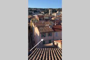 LE RAVISSANT - 50m du Port - très calme