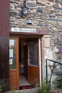 Appartement Le Relais Fleuri Coeur Correze Relais Fleuri, 10 19270 Donzenac Limousin