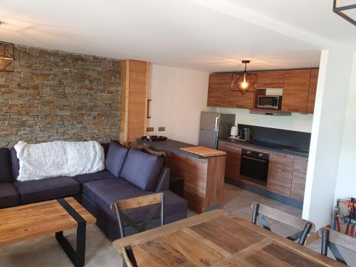 Le Repaire des Loups - Appart neuf 12 pers 4 chambres - location à la semaine