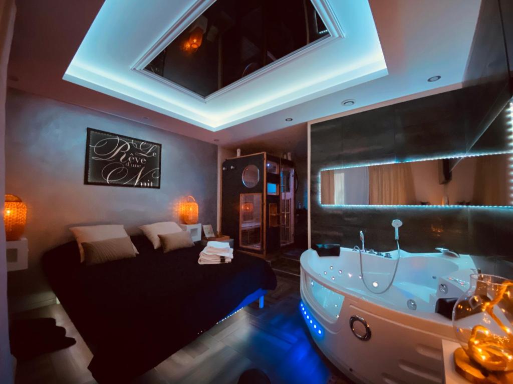 Appartement Le Rêve d'une Nuit suite Amour 12 Rue Poincaré 57200 Sarreguemines
