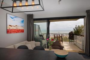 Appartement Le Rêve, les pieds dans l'eau, face à l'Ile de Ré Appartement #L107 (1er étage) 9 Rue du Fond Martin 85360 La Tranche-sur-Mer Pays de la Loire