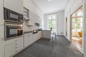 Le Roi René, Appartement Haussmannien exceptionnel
