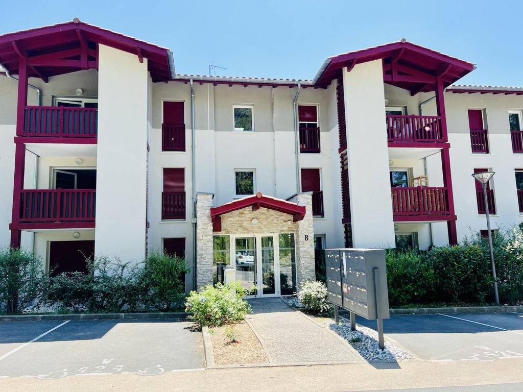 Le Romain -1-bedroom with private garage