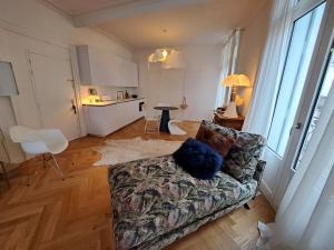 Le Romantique YourHostHelper