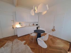 Appartement Le Romantique YourHostHelper 1 Rue Durand 34000 Montpellier Languedoc-Roussillon