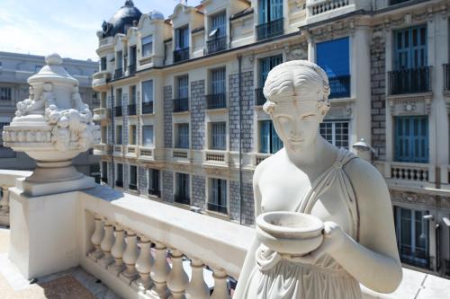 Le Royal Res. Negresco Five stars Holiday House