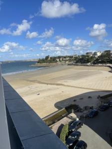 Appartement Le Royal XIX Vue mer 4 6 Boulevard Albert 1er 35800 Dinard Bretagne