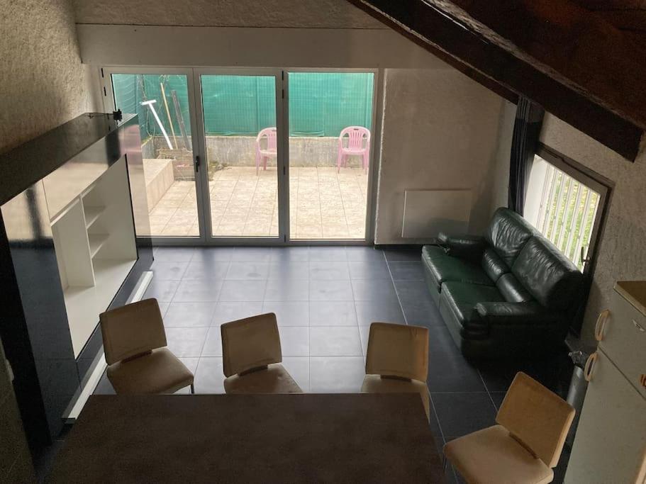 Appartement Le Safari Porte d'entrée de droite 13 Rue du Docteur Bernard Mouras 25000 Besançon