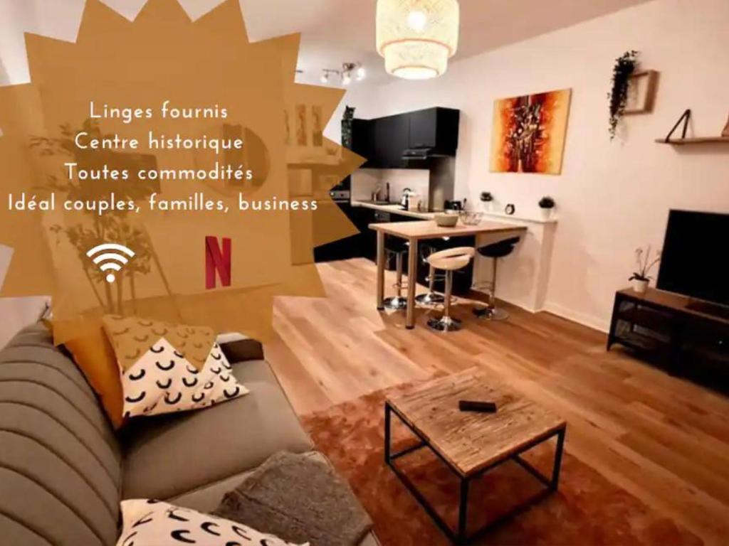 Le Saint Jean , Centre historique, WIFi, tout équipé, idéal famille, business, ou simple escapade 17 Rue Porte Saint-Jean, 79000 Niort