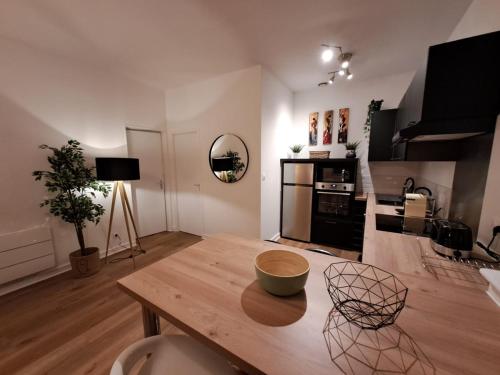 Le Saint Jean , Centre historique, WIFi, tout équipé, idéal famille, business, ou simple escapade