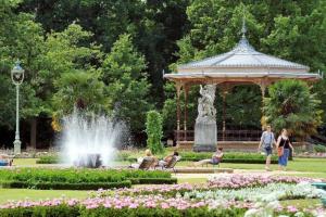 Le Saint - Louis, proche Jacobin et les Lices
