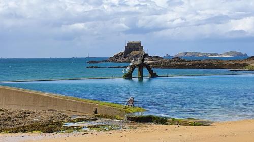 Le Sainte Anne