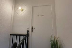 Appartement Le Sano - Centre Historique, 2mn à pied Halles de Niort, donjon, moulin du Roc, et port Boinot - Wifi, Netflix ,2mn Hyper centre appartement 2 8 Rue Pelet 79000 Niort Deux-Sèvres