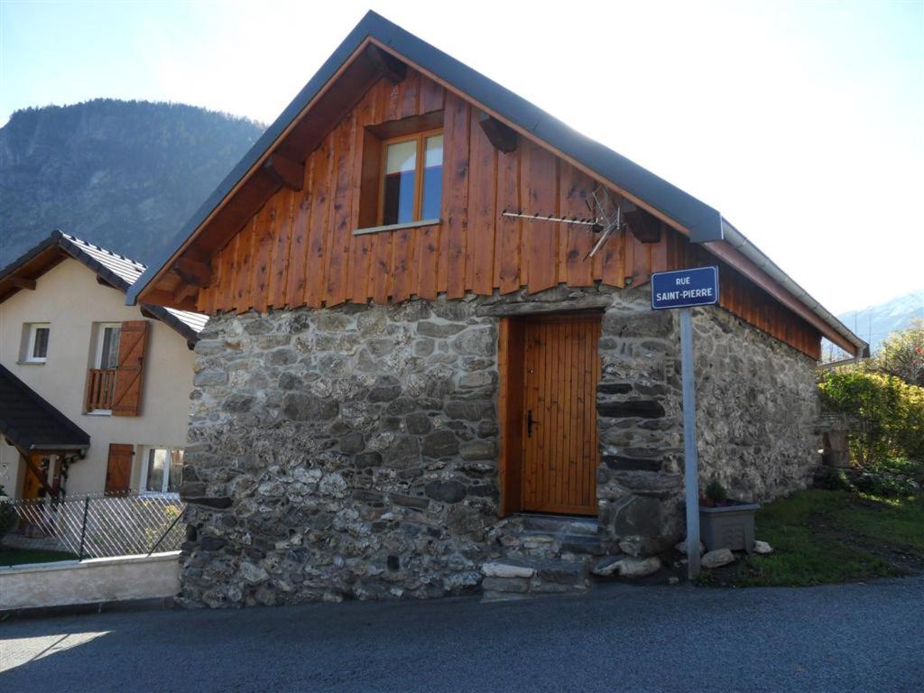 le Sarto - St Jean de Maurienne 16 Rue Saint Pierre, 73300 Saint-Jean-de-Maurienne