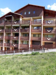 Appartement LE SAUZE T2 TOUT EQUIPE AUX PIEDS DES PISTES Le Sauze 04400 Enchastrayes Provence-Alpes-Côte d\'Azur