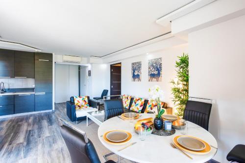 LE SELENE AP4308 By Riviera Holiday Homes