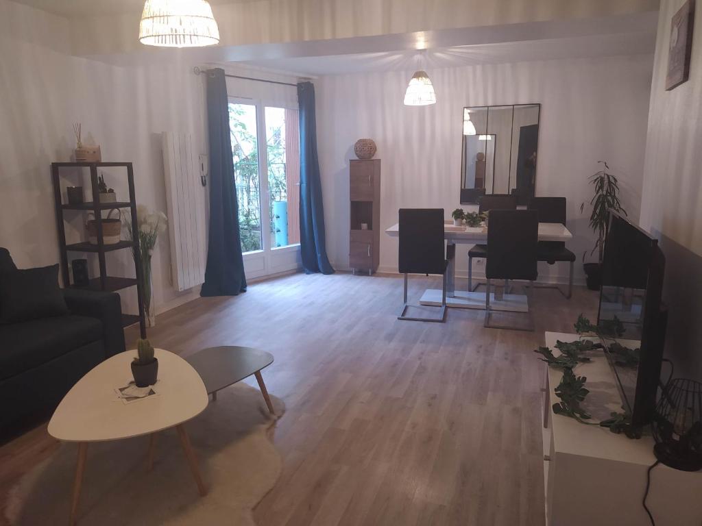 Appartement Le Sens du repos 74 Rue Thénard 89100 Sens