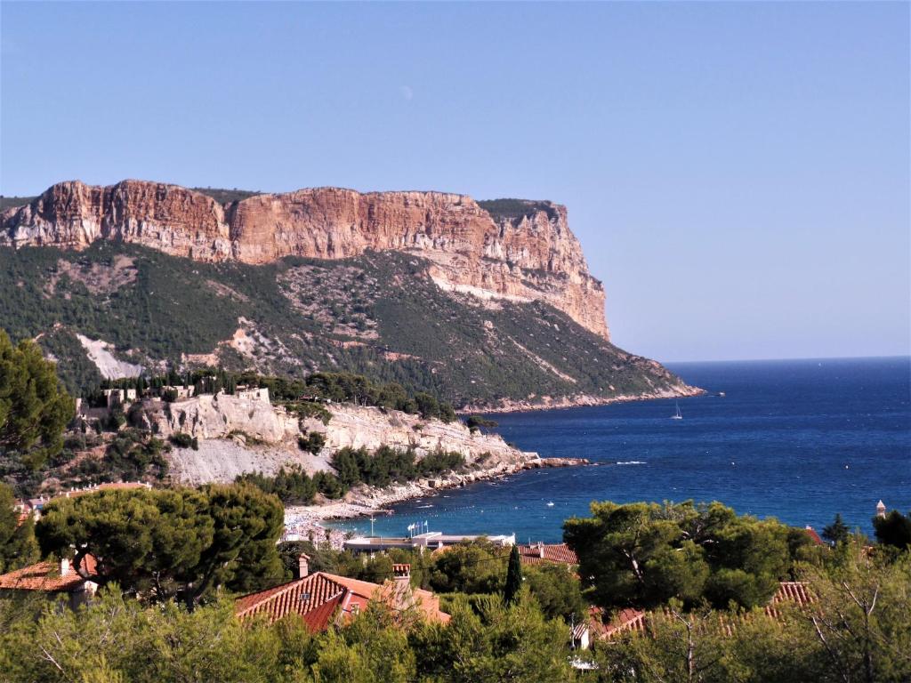 LE SEPT charmant studio aux portes des calanques 7 Avenue des Carriers, 13260 Cassis