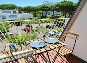 LE SERINITY - Studio 10 min des plages à pieds - parking - clim