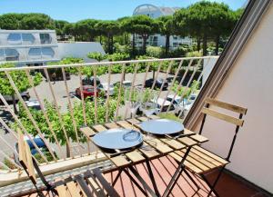 Appartement LE SERINITY - Studio 10 min des plages à pieds - parking - clim Res West city 4, Bat Oregon, N°24 597 Avenue du bois Couchant 34280 La Grande Motte Languedoc-Roussillon