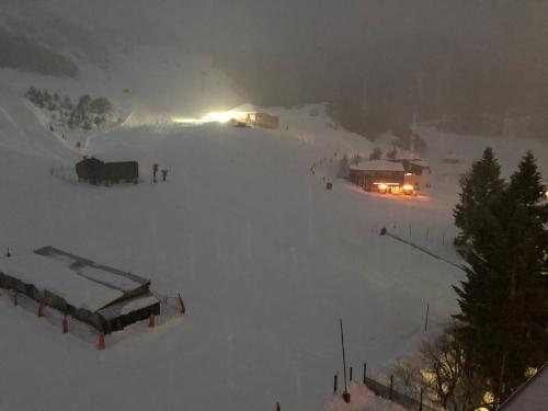 Le Skidoux 2*, au pied des pistes, vue montagne