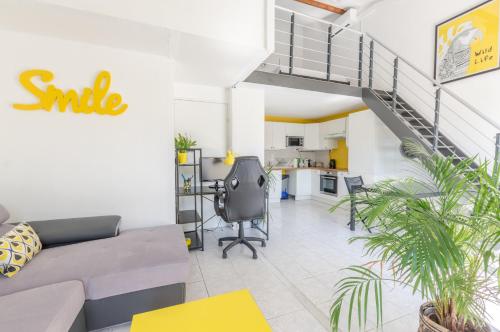 LE SMILE DUPLEX - LATTES, IDEAL PRO WIFI NETFLIX PROCHE PLAGE TRAM - CoHôteConciergerie La Grande Motte Montpellier