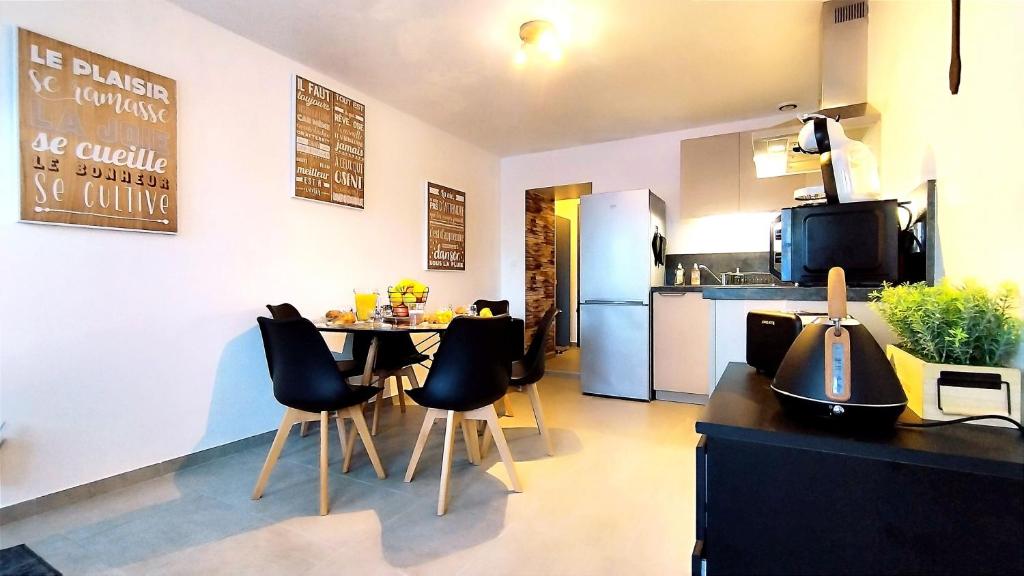 Appartement Le spacieux Scandinav' - 6 personnes 96 Route de la Bergue 74380 Cranves-Sales