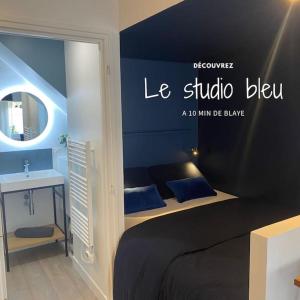 Appartement Le Studio bleu 94 Route de Royan 33390 Eyrans Aquitaine