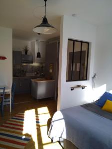 Appartement Le studio de Line 37 Rue Cochon Duvivier 17300 Rochefort -1