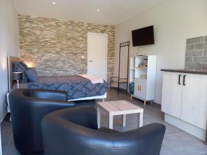 Le Studio Restauration Netflix et Jacuzzi Proche des grands lacs