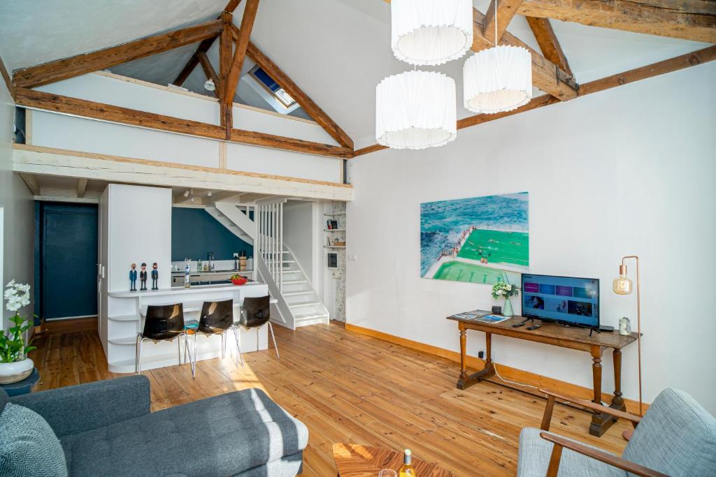 Le Sully - Beaucoup de charme à 100m du château 6 Rue Sully, 64000 Pau