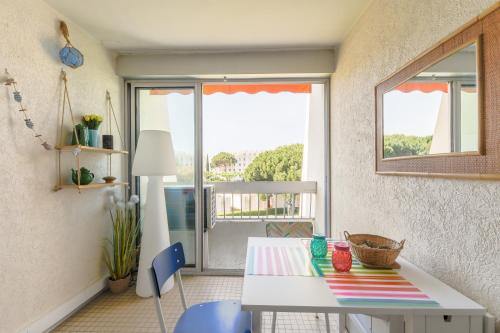 Le Superbe Bahia / proche mer / clim / Terrasse / parking privé