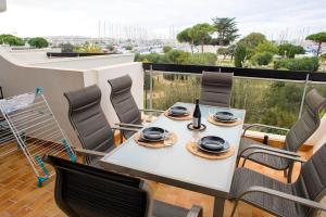 Appartement *Le SURCOUF*Familial*Vue Port* 6 Rue de l'Altier 30240 Le Grau-du-Roi Languedoc-Roussillon