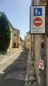 Le Sureau des Papes - 2 vélos - CLIM - Parking