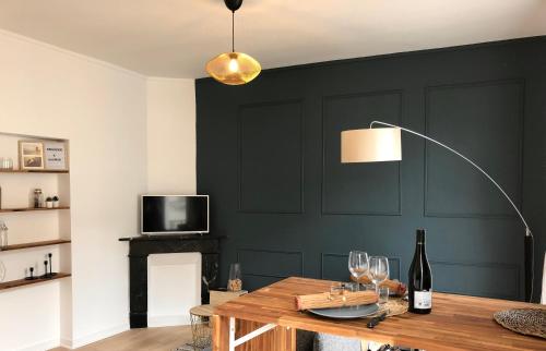 Le Tanin -Appartement entier avec Balcon