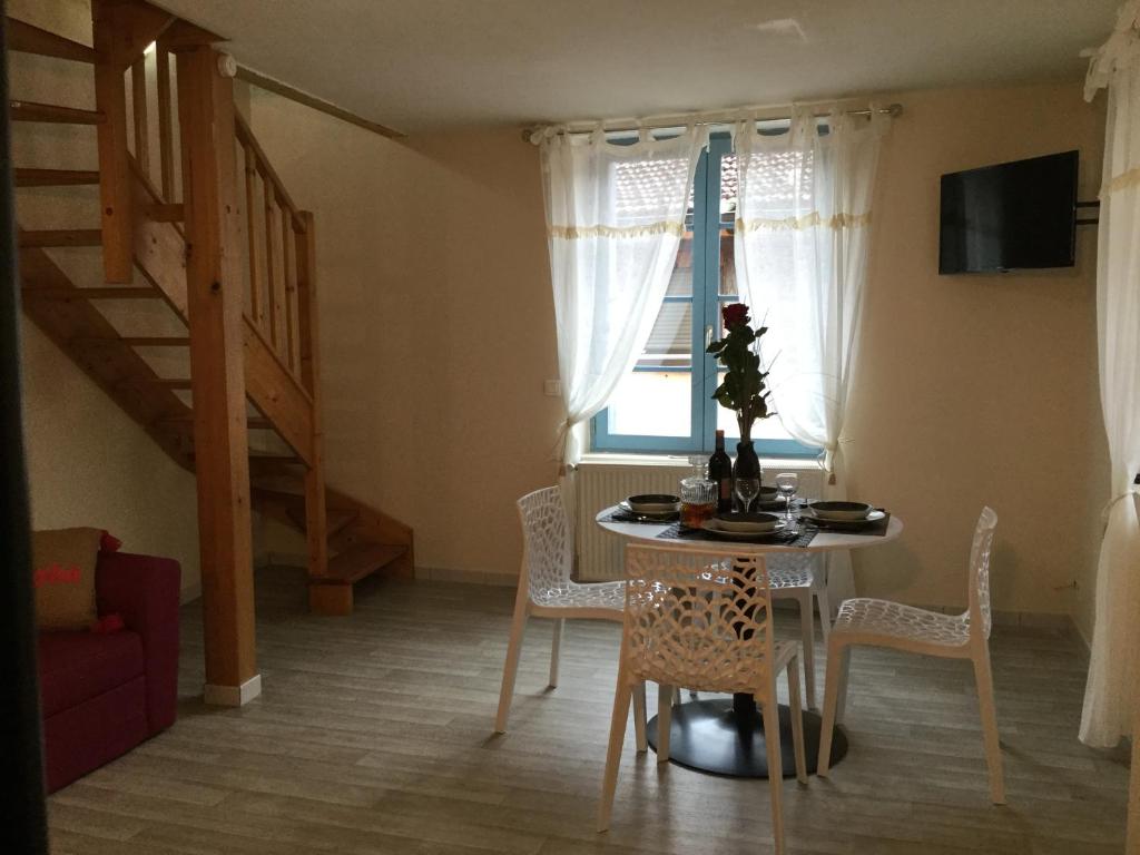 Appartement Le tapis vert 3ème etage 6 rue du tapis vert 46000 Cahors